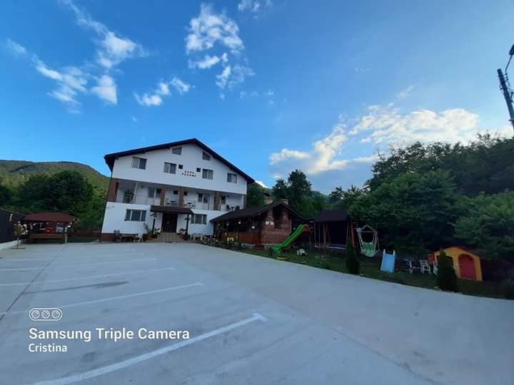 Casa Trache Hotel Călimăneşti Exterior foto